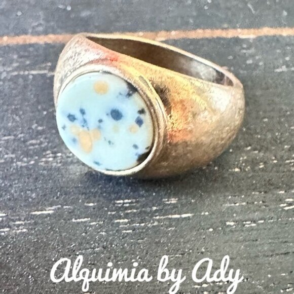 Bold Antique finished dome ring with dendritic opal - Picture 1 of 2